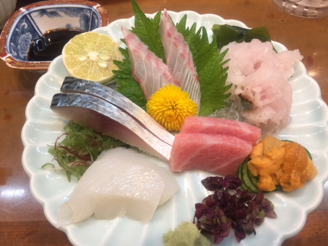 熊本名物 馬肉料理と魚料理を有名店でたらふく食べてきました むつ五郎 編 よちょのトラグル Travel Gourmet ブログ